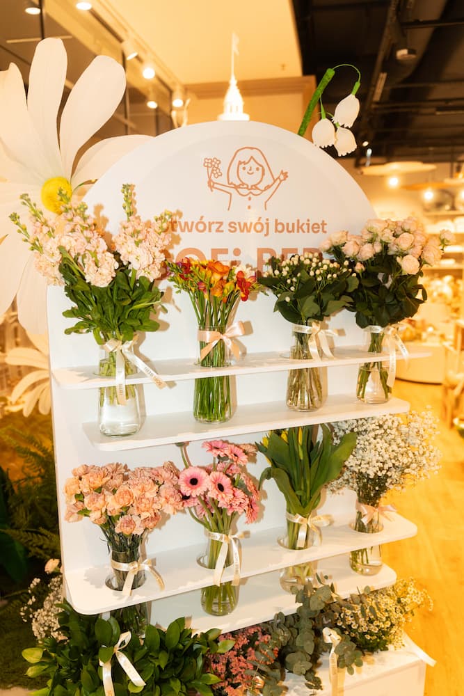 Flower Bar – interaktywna atrakcja eventowa z kwiatami